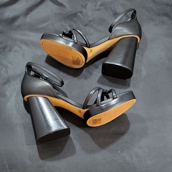 BRAND NEW VINCE CAMUTO WOMEN'S NATALEE PLATFORM SANDAL - Picture 11 of 16